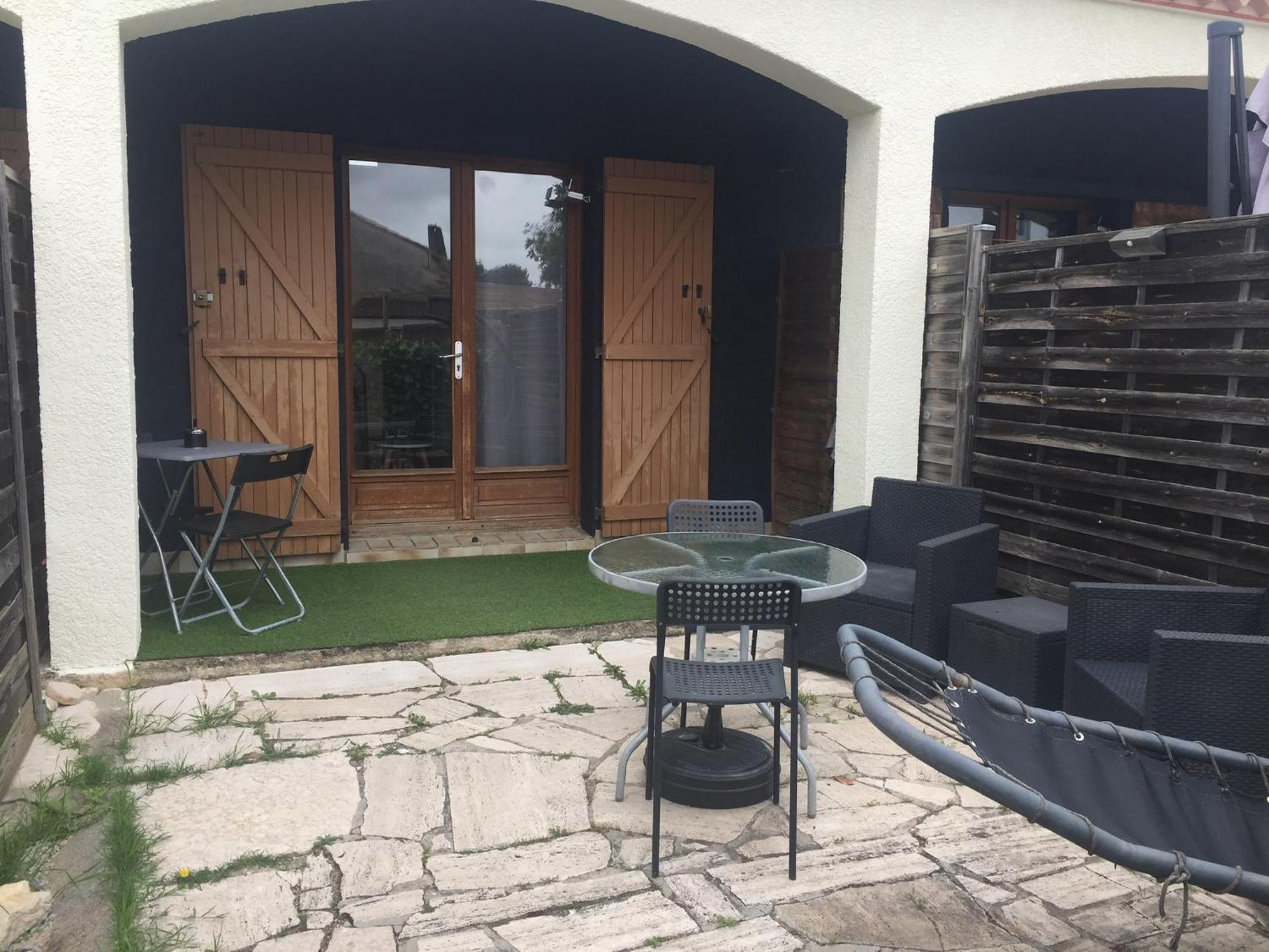 דירות Teyran La Casa De Bianca מראה חיצוני תמונה
